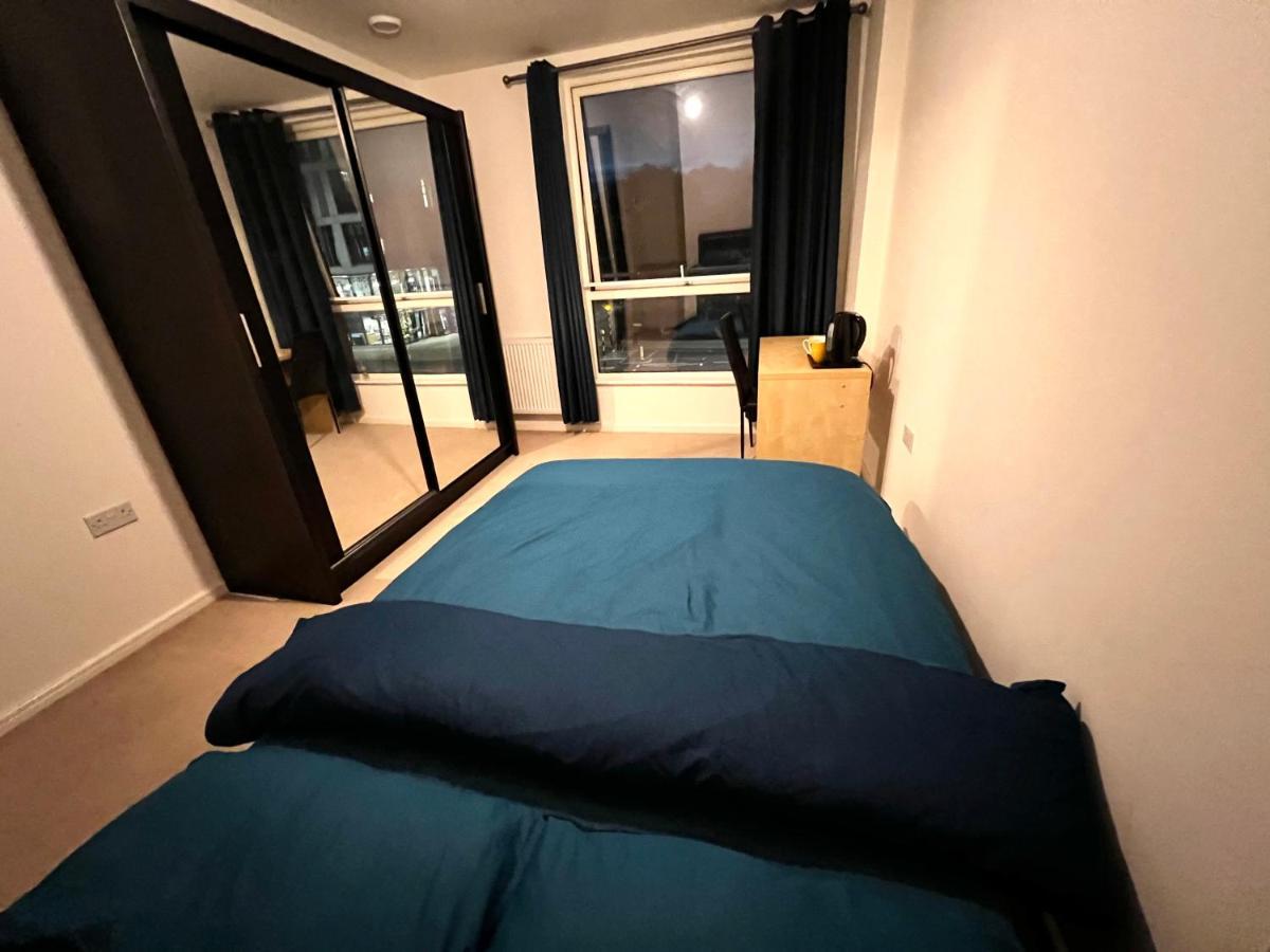 Ensuit Double Room In London, Colindale Edgware Exterior foto